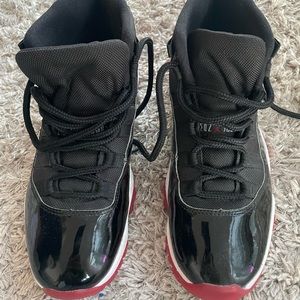 Air Jordan 11s bred in great condition size 8 mens, worn 3 times only!
